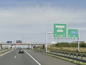 Pronájem komerčního pozemku, Praha, 500 m2