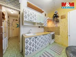 Prodej bytu 2+1, Nová Role, Husova, 54 m2