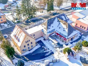 Prodej výrobních prostor, Mariánské Lázně - Úšovice, U Mlékárny, 1870 m2