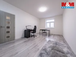 Prodej bytu 1+kk, Milovice - Mladá, Slepá, 40 m2