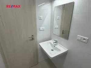 Pronájem bytu 2+kk, Kladno, Čermákova, 39 m2