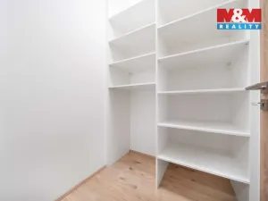 Prodej bytu 1+kk, Třemošná, Školní, 32 m2