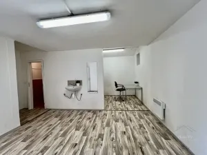 Prodej výrobních prostor, Libáň, 1164 m2