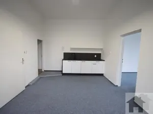 Pronájem kanceláře, Liberec, Londýnská, 58 m2