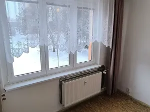 Prodej bytu 2+1, Cheb, Stavbařů, 63 m2