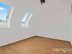 Pronájem bytu 3+kk, Praha - Žižkov, Roháčova, 89 m2