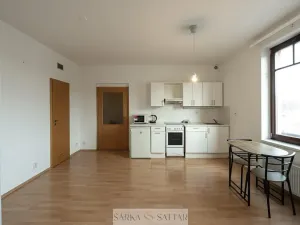 Pronájem bytu 2+kk, Praha - Košíře, Pod Klamovkou, 39 m2