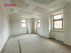 Prodej vícegeneračního domu, Koleč, 404 m2