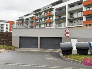 Pronájem garážového stání, Olomouc, Aloise Rašína, 13 m2