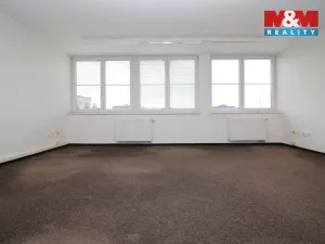 Prodej kanceláře, Hradec Králové - Slezské Předměstí, Vážní, 290 m2