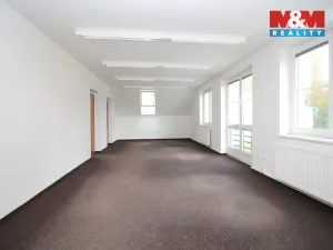 Prodej kanceláře, Hradec Králové - Slezské Předměstí, Vážní, 290 m2