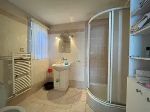 Prodej rodinného domu, Lesnice, 340 m2