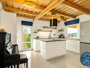 Prodej rodinného domu, Čisovice, 241 m2