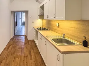 Prodej činžovního domu, Frýdek-Místek, Zámecké nám., 450 m2