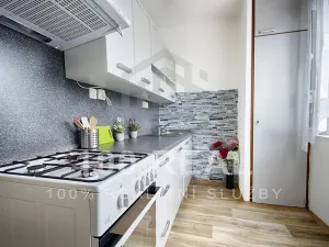 Pronájem bytu 2+1, Hradec Králové, Brožíkova, 55 m2