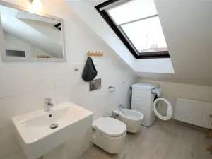 Pronájem bytu 1+kk, Praha - Vinohrady, Sázavská, 56 m2
