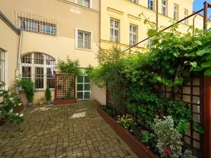 Pronájem bytu 1+kk, Praha - Žižkov, Vlkova, 25 m2