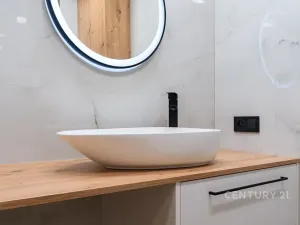 Pronájem bytu 2+1, Kadaň, Na Podlesí, 55 m2