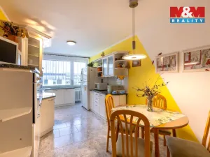 Prodej bytu 2+1, Teplice - Trnovany, V závětří, 83 m2