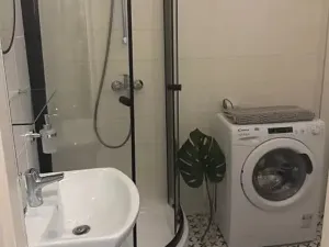 Pronájem bytu 2+kk, Praha - Libeň, náměstí Dr. Václava Holého, 44 m2