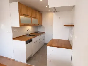 Pronájem bytu 2+kk, Praha - Čimice, Žalovská, 44 m2
