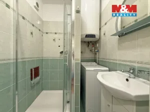 Prodej bytu 3+1, Černovice, Družstevní, 56 m2