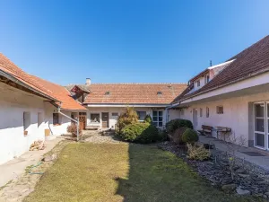 Prodej činžovního domu, Nová Ves, 217 m2