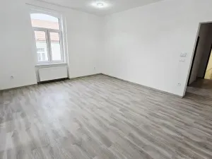 Pronájem bytu 2+1, Lovosice, 8.května, 75 m2