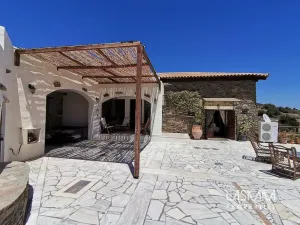 Prodej činžovního domu, Salamina, Salamina, Řecko, 500 m2