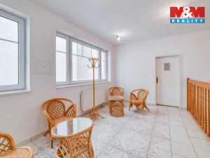 Pronájem obchodního prostoru, Mariánské Lázně, Hlavní třída, 35 m2