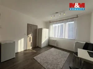Pronájem bytu 1+1, Děčín - Děčín IX-Bynov, Na Pěšině, 36 m2