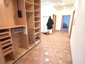 Pronájem bytu 3+kk, Praha - Strašnice, Názovská, 91 m2