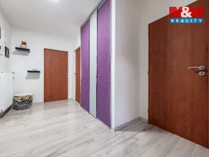 Prodej rodinného domu, Radonice, Růžičkova, 182 m2