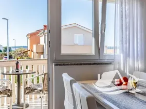 Prodej vícegeneračního domu, Medulin, Chorvatsko, Pošesi, 150 m2