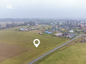 Prodej pozemku pro bydlení, Uhersko, 944 m2