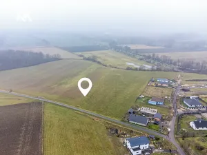 Prodej pozemku pro bydlení, Uhersko, 944 m2