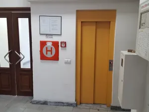 Pronájem kanceláře, Praha - Nové Město, Hybernská, 17 m2