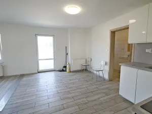 Pronájem bytu 3+1, Horšovský Týn, 75 m2