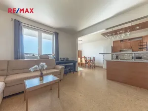 Prodej bytu 4+kk, Praha - Čakovice, Ke stadionu, 82 m2