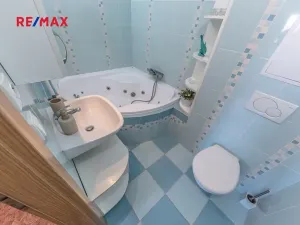 Prodej bytu 4+kk, Praha - Čakovice, Ke stadionu, 82 m2