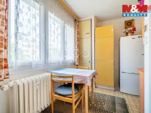 Pronájem bytu 1+1, Plzeň - Doubravka, Smrková, 42 m2