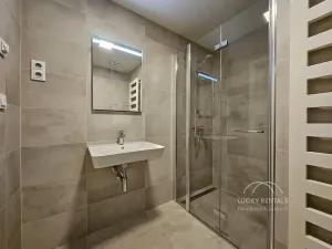 Pronájem bytu 1+kk, Praha - Velká Chuchle, Na hvězdárně, 35 m2