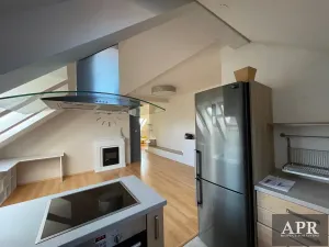 Pronájem bytu 4+kk, Staré Město, Moravní nábřeží, 100 m2