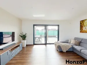 Prodej rodinného domu, Křenice, V Kukli, 190 m2