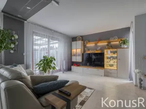 Prodej rodinného domu, Praha - Pitkovice, Lošáková, 137 m2