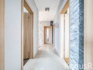 Prodej rodinného domu, Praha - Pitkovice, Lošáková, 137 m2