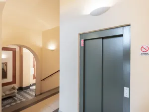 Prodej bytu 2+kk, Praha - Nové Město, Hálkova, 54 m2