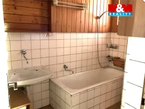 Prodej rodinného domu, Podhradní Lhota, 280 m2
