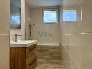 Prodej bytu 2+1, Slavče, 72 m2