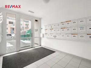 Prodej bytu 1+kk, Hostivice, Ječná, 32 m2